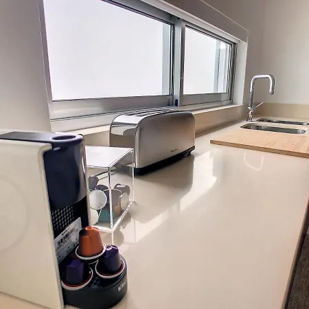 Lexus Avenue By Lovelystay *