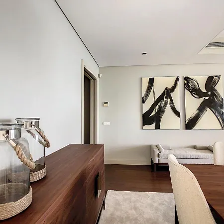 Apartment Lexus Avenue - Infinity Pool By Lovelystay