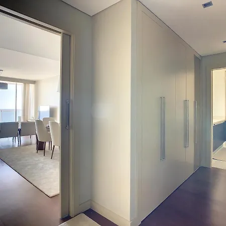 Lexus Avenue By Lovelystay Apartman