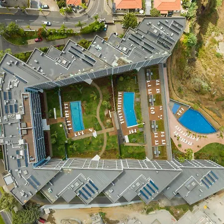 Lexus Avenue - Infinity Pool By Lovelystay * Funchal (Madeira)